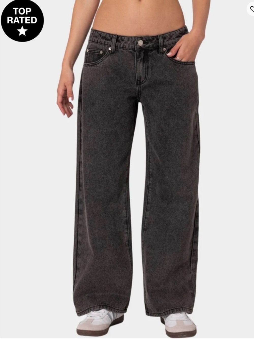 Edikted Petite Raelynn Washed Low Rise Jeans XS - Picture 2 of 6